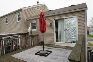 17 Wedgewood Dr, Carteret, NJ 07008 - Photo 24