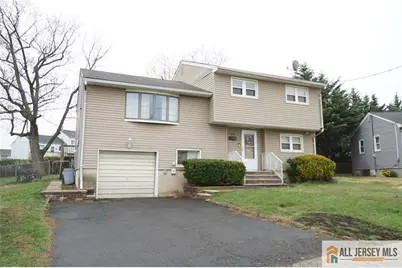 17 Wedgewood Drive, Carteret, NJ 07008 - Photo 2
