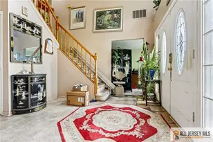24 Lonczak Ln, East Brunswick Township, NJ 08816 - Photo 2