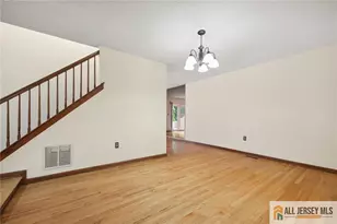 153 Thoreau Dr, Plainsboro Township, NJ 08536 - Photo 4