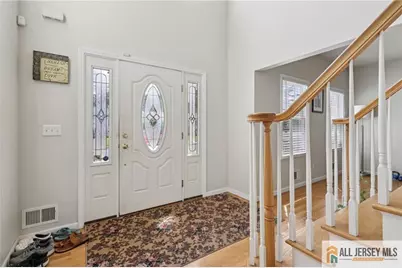 150 Carolyn Avenue, Colonia, NJ 07067 - Photo 4