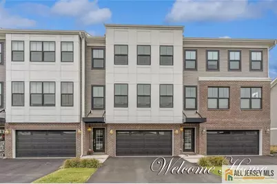 46 Mariveles Way, Eatontown, NJ 07724 - Photo 1