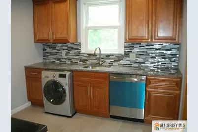 6 Linwood Place, North Brunswick Township, NJ 08902 - Photo 4