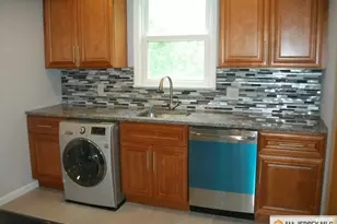 6 Linwood Pl, North Brunswick Township, NJ 08902 - Photo 4