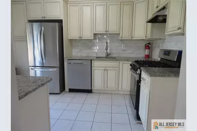 601 Maplecrest Road, Edison, NJ 08820 - Photo 8