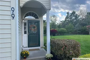 99 Saratoga Ct, Franklin Township, NJ 08873 - Photo 2