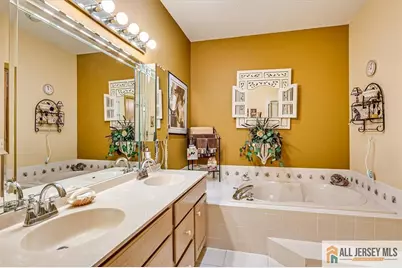 136 Birmingham Lane, Monroe Township, NJ 08831 - Photo 34