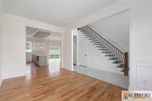 19 Fairfax Rd, Edison, NJ 08817 - Photo 4