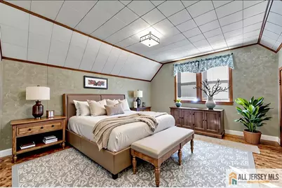 660 Leone Street, Woodbridge Township, NJ 07095 - Photo 18