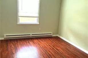 340 Narragansett Ln, Monroe Township, NJ 08831 - Photo 6