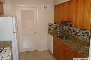 23 Deerberry Ln, South Brunswick Township, NJ 08852 - Photo 8