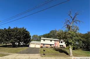 4 Dewey Ct, Piscataway Township, NJ 08854 - Photo 2