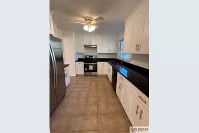 4 Dewey Court, Piscataway Township, NJ 08854 - Photo 10