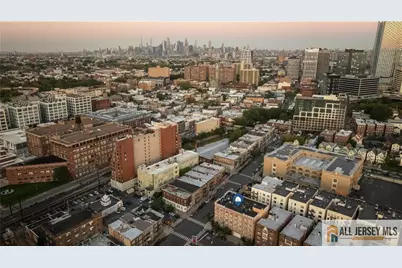 45 Broadway Avenue #302, Jersey City, NJ 07306 - Photo 46