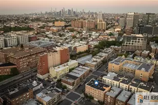 45 Broadway Ave, Jersey City, NJ 07306 - Photo 46