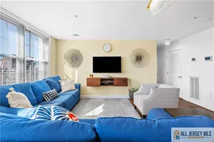 45 Broadway Ave, Jersey City, NJ 07306 - Photo 16