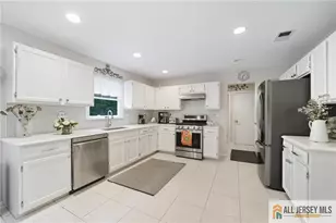 2 Guinevere Rd, Monroe Township, NJ 08831 - Photo 10