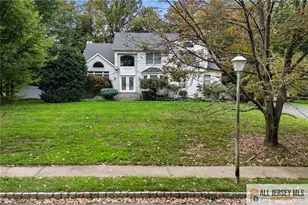 2 Guinevere Rd, Monroe Township, NJ 08831 - Photo 2