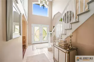 2 Guinevere Rd, Monroe Township, NJ 08831 - Photo 4