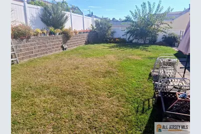 140 Whitman Street, Carteret, NJ 07008 - Photo 14