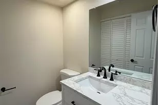2305 Deerfield Dr, Edison, NJ 08820 - Photo 8