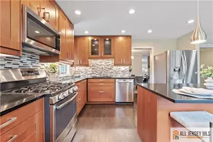 35 Emerald Rd, South Brunswick Township, NJ 08824 - Photo 16