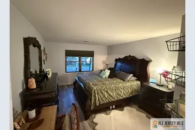 306 Sharon Court #306, Woodbridge Township, NJ 07095 - Photo 10