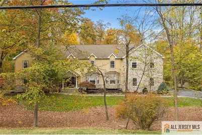 21 Angus Lane, Warren Township, NJ 07059 - Photo 2