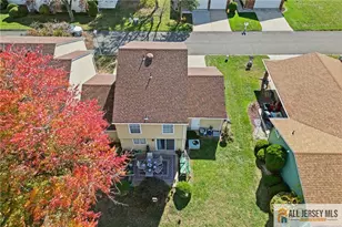 376 Stirling Dr, Monroe Township, NJ 08831 - Photo 32