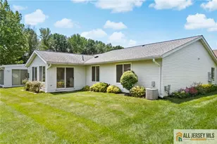 442 Dahlia Plaza, Monroe Township, NJ 08831 - Photo 26
