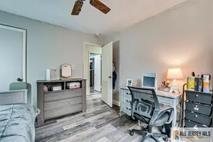 146 Howard Ave, Edison, NJ 08837 - Photo 26