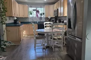 108 Belluscio St, Monroe Township, NJ 08831 - Photo 4