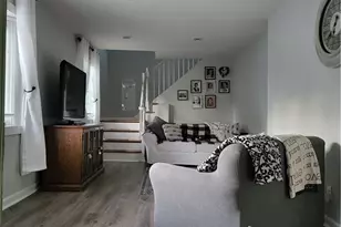 108 Belluscio St, Monroe Township, NJ 08831 - Photo 6