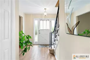 70 Creamer Dr, Sayreville, NJ 08872 - Photo 10