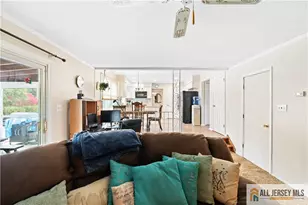 70 Creamer Dr, Sayreville, NJ 08872 - Photo 14