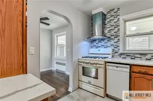 385 Metlars Ln, Piscataway Township, NJ 08854 - Photo 20