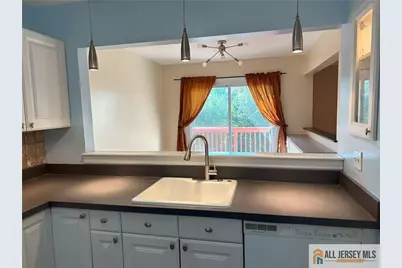 2 Lake Avenue #7B, East Brunswick Township, NJ 08816 - Photo 2
