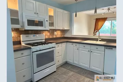2 Lake Avenue #7B, East Brunswick Township, NJ 08816 - Photo 1