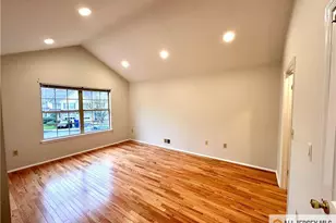 162 Salem Rd, North Brunswick Township, NJ 08902 - Photo 10