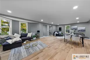 498 Alpine St, South Amboy, NJ 08879 - Photo 16