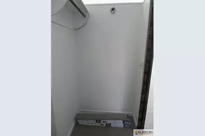 1300 Burnet Avenue, Union Township, NJ 07083 - Photo 4