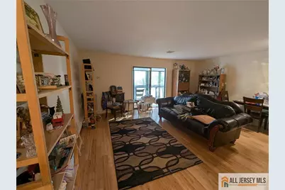 277 Cross Drive #2-E, Monroe Township, NJ 08831 - Photo 2