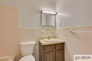 7107 Hana Rd, Edison, NJ 08817 - Photo 34