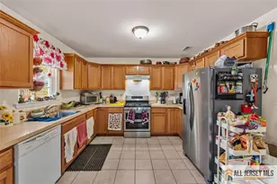 643 Drake Ave, Middlesex, NJ 08846 - Photo 8