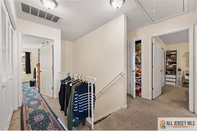 643 Drake Avenue, Middlesex, NJ 08846 - Photo 16