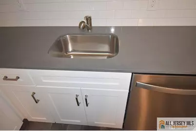 1 Lee Avenue #A, Sayreville, NJ 08879 - Photo 4