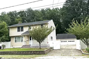 2950 Washington Rd, Sayreville, NJ 08859 - Photo 2
