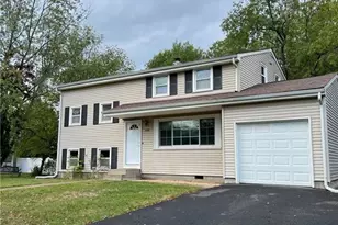 400 Rivercrest Dr, Piscataway Township, NJ 08854 - Photo 2