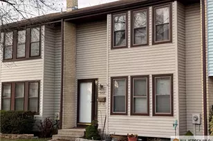 542 Fairfield Rd, East Windsor Township, NJ 08520 - Photo 1