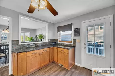 10 Lily Street, Sayreville, NJ 08859 - Photo 16